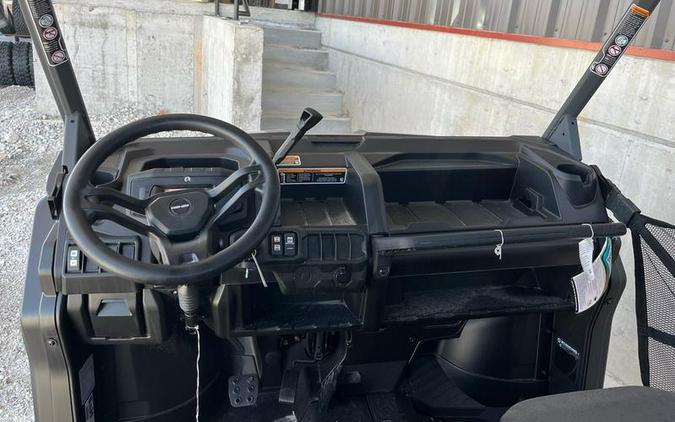 2025 Can-Am® Defender MAX DPS HD9 Stealth Black