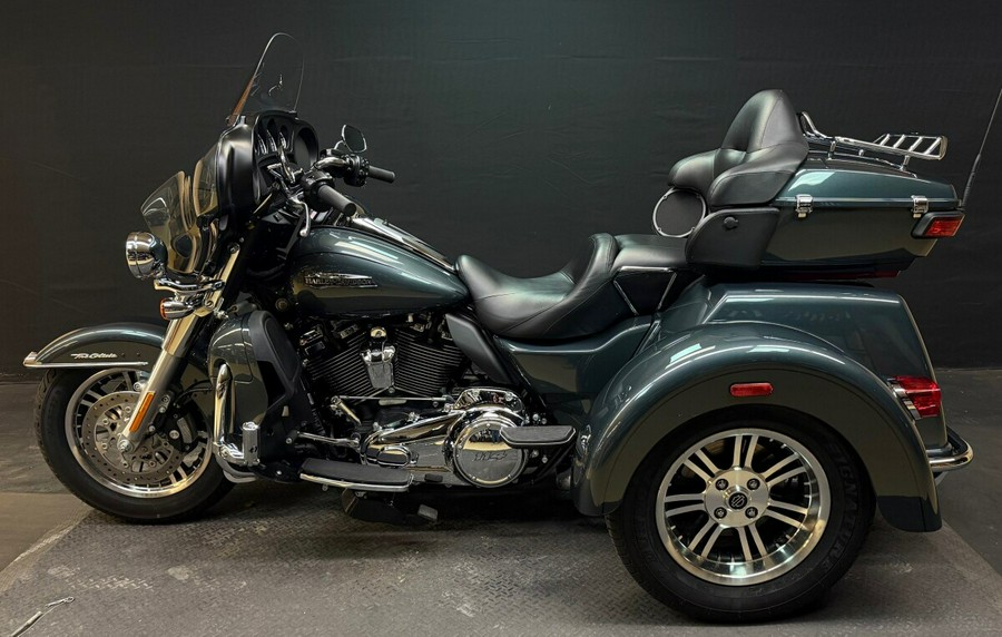 Harley-Davidson® Tri Glide® Ultra 2020 FLHTCUTG GREEN