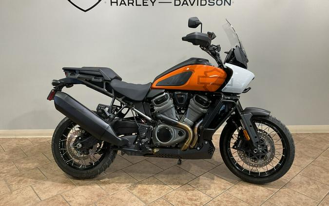 2021 Harley-Davidson® RA 1250S Pan America™ 1250 Special Baja Orange/Stonewashed White Pearl