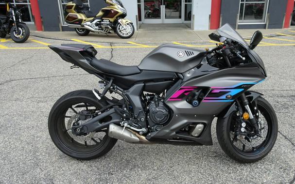2024 Yamaha YZF R7