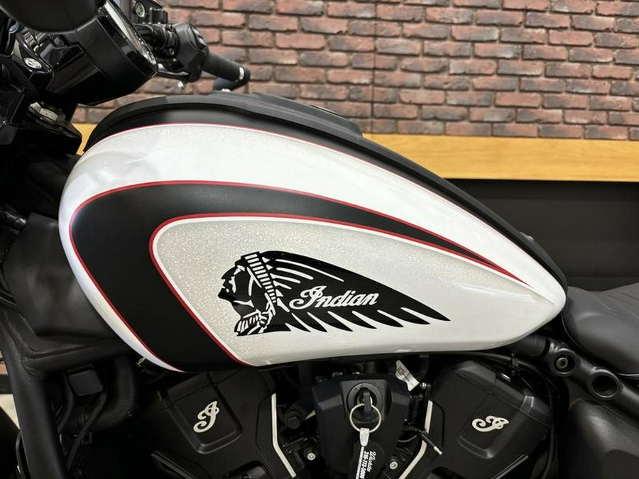 2025 Indian Motorcycle® Scout® Bobber Black Metallic