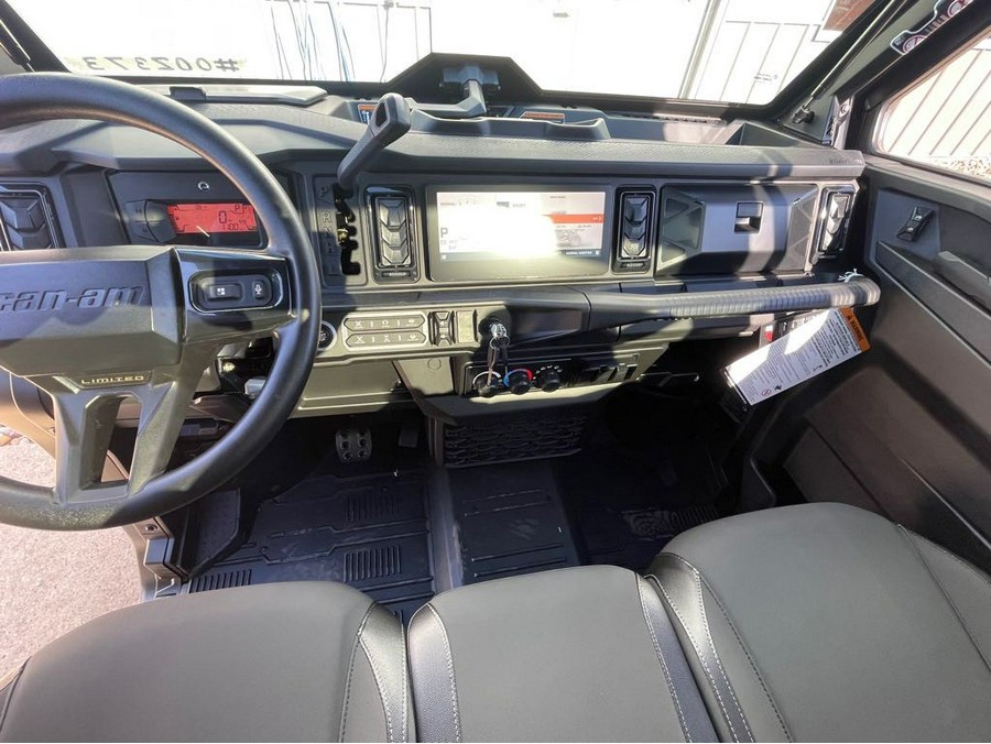 2026 Can-Am Defender Limited HD11