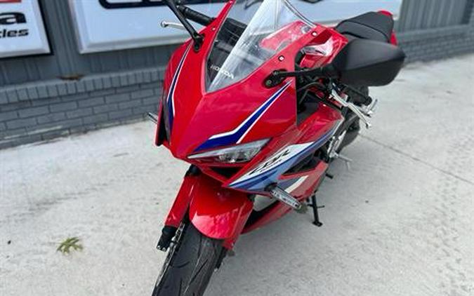 2026 Honda CBR650R E-Clutch