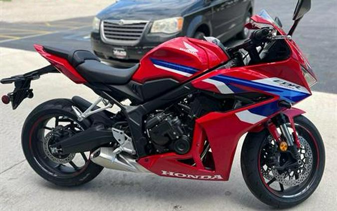 2026 Honda CBR650R E-Clutch