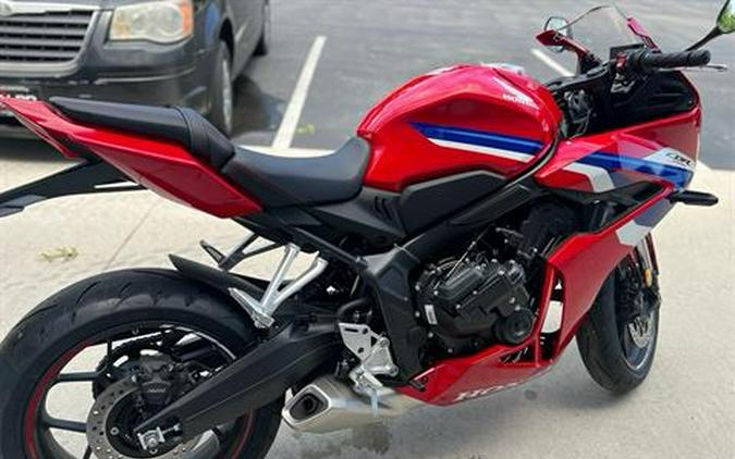 2026 Honda CBR650R E-Clutch
