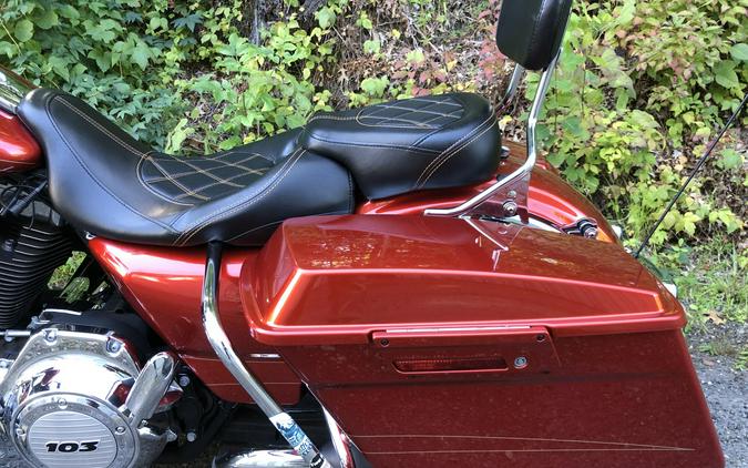 2013 Harley-Davidson® Road Glide® Custom Candy Orange