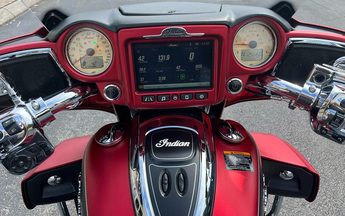 2017 Indian Motorcycle Roadmaster® Icon Series