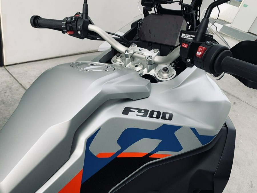 2024 BMW F 900 GS Adventure White Aluminum Metal Matte