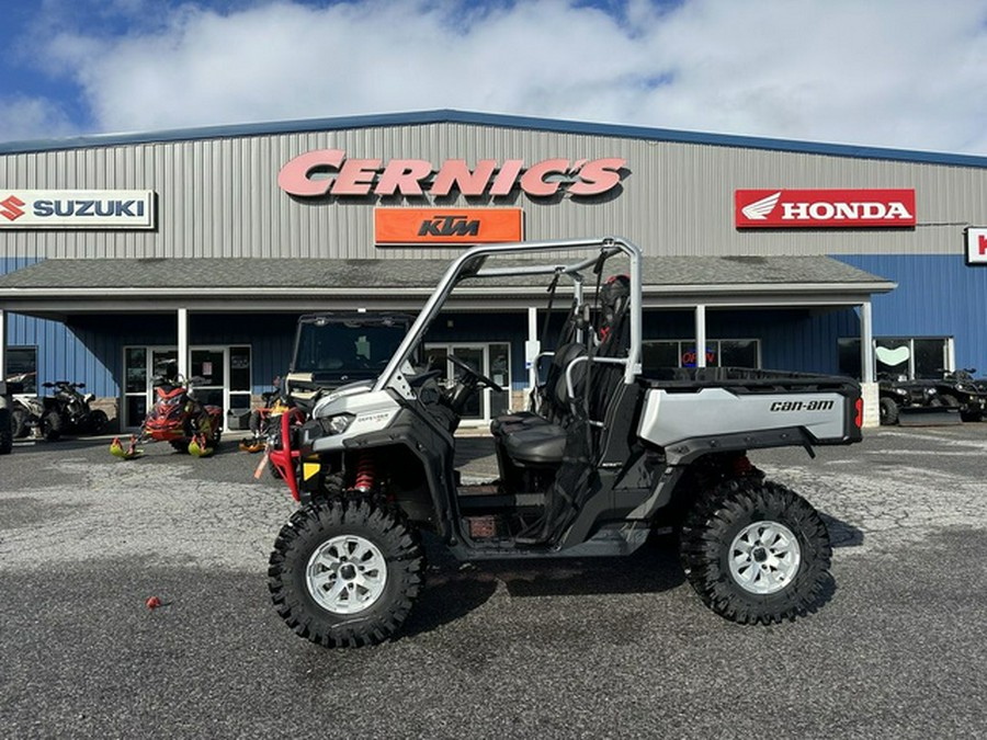2024 Can-Am Defender X mr HD10