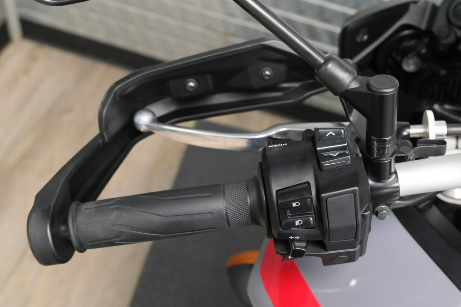 2019 YAMAHA TRACER 900