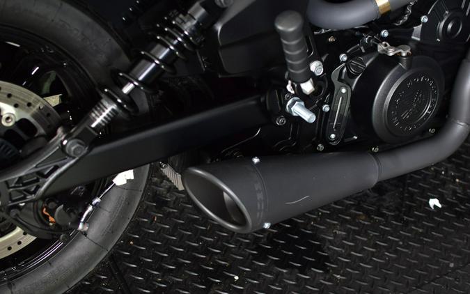 2026 Indian Motorcycle Scout Bobber Black Metallic