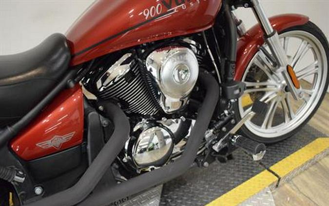 2011 Kawasaki Vulcan® 900 Custom