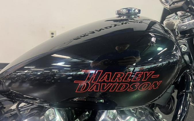 2024 Harley-Davidson Softail Standard Vivid Black FXST