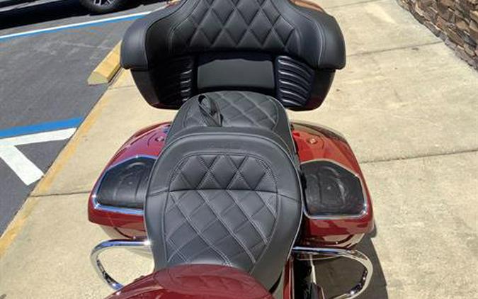 2024 Indian Motorcycle Pursuit® Limited Icon with PowerBand Audio Package