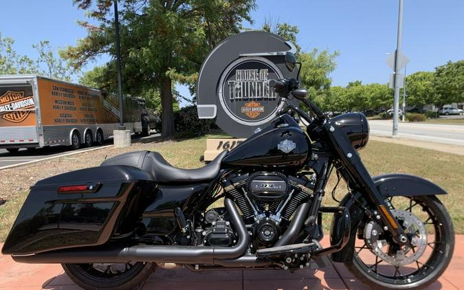 2024 Harley-Davidson® FLHRXS - Road King® Special