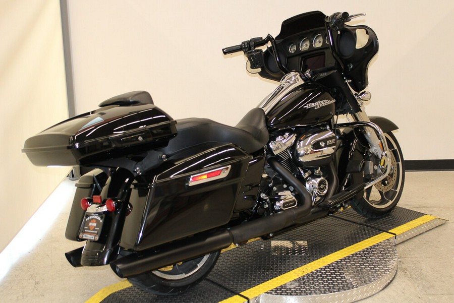 Used 2020 Harley-Davidson Street Glide Grand American Touring FLHX Motorcycle For Sale In Miami, Florida