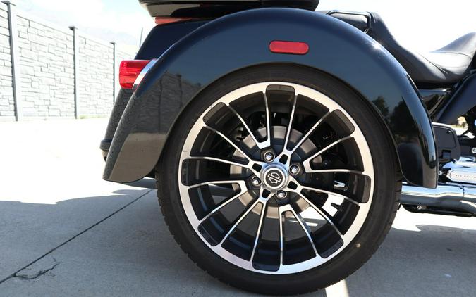 2025 Harley-Davidson Tri Glide Ultra