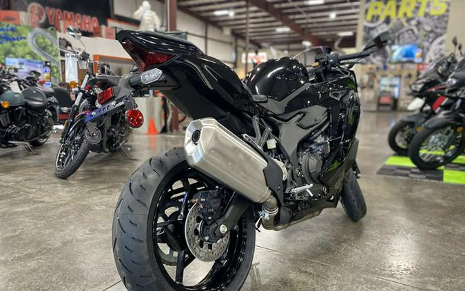 2025 Kawasaki NINJA ZX-4R ABS