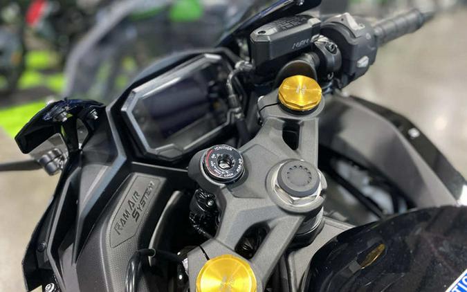 2025 Kawasaki NINJA ZX-4R ABS