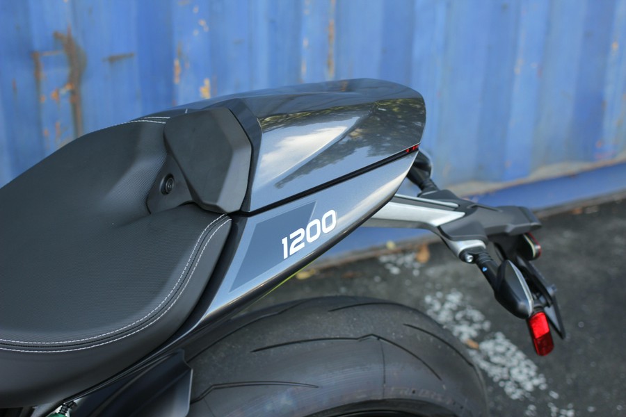 2025 Triumph Speed Triple 1200 RS