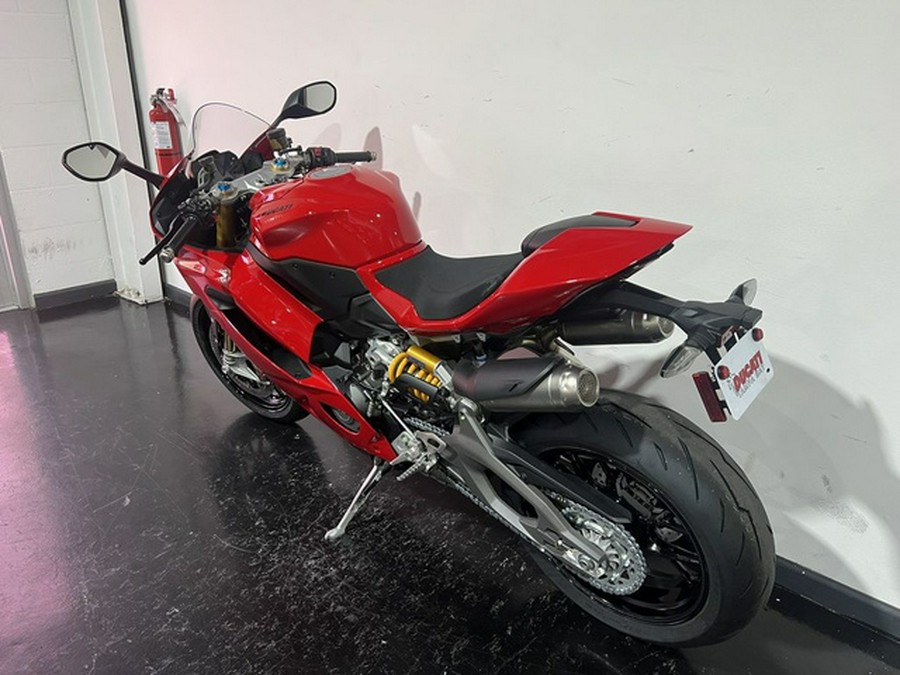 2026 Ducati Panigale V2