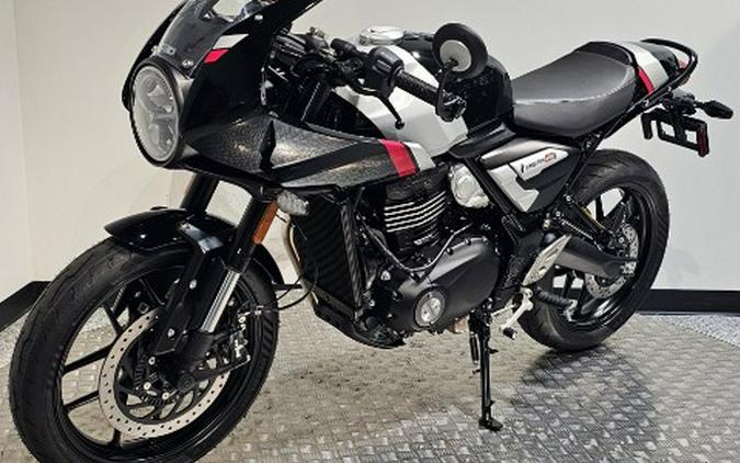 2026 Triumph Thruxton 400