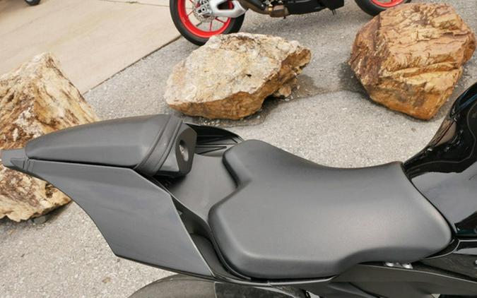 2023 Yamaha YZF R1