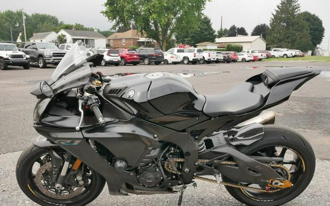 2023 Yamaha YZF R1