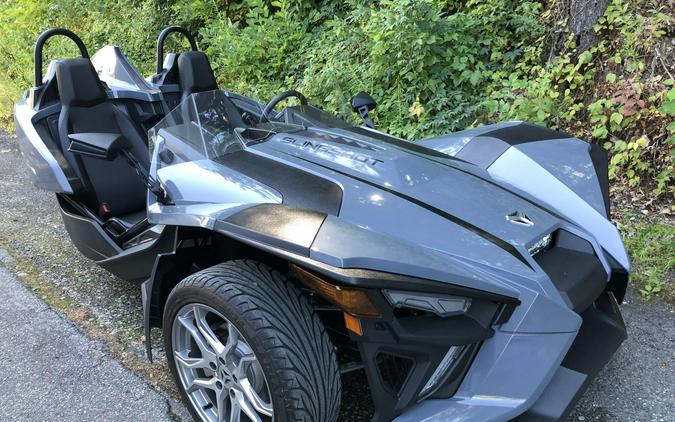 2023 Polaris Slingshot® SL Storm Gray