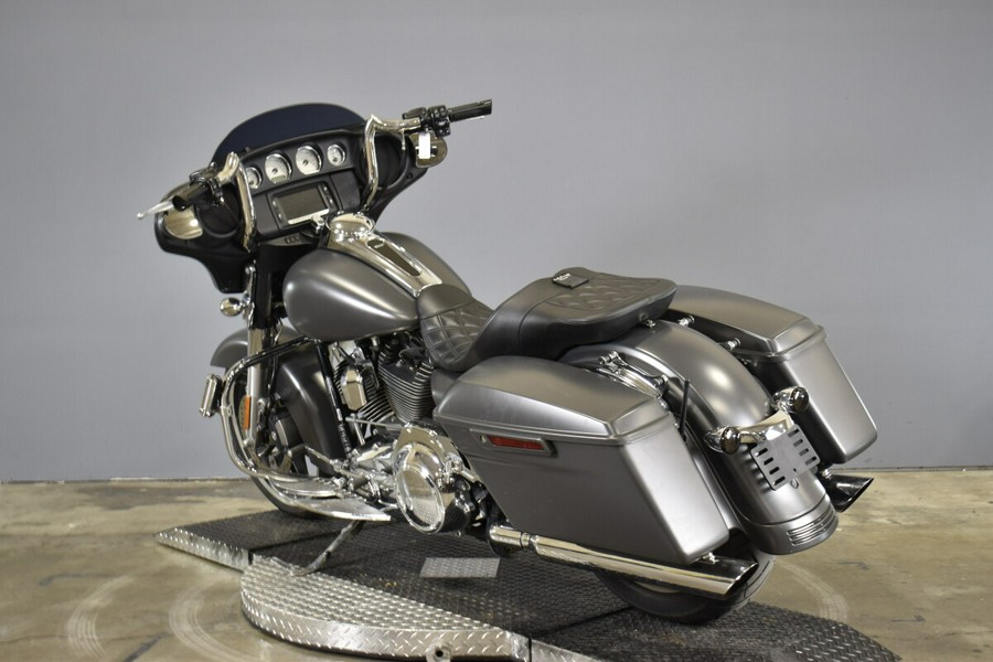 2016 Harley-Davidson Street Glide Special