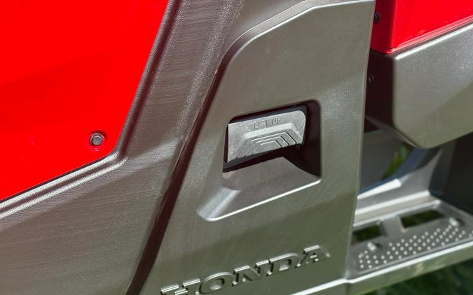 2026 Honda Pioneer 1000 Deluxe