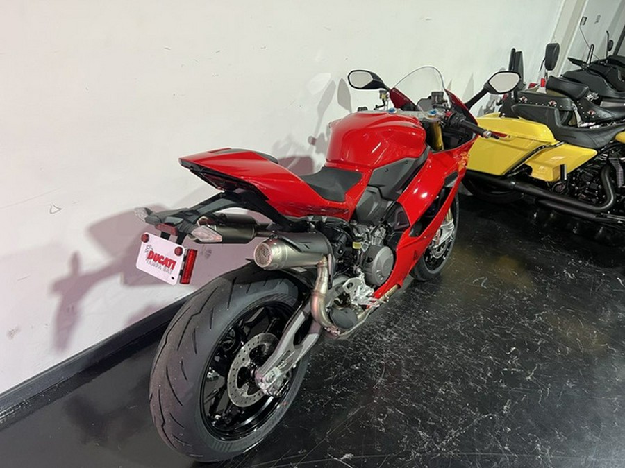 2026 Ducati Panigale V2