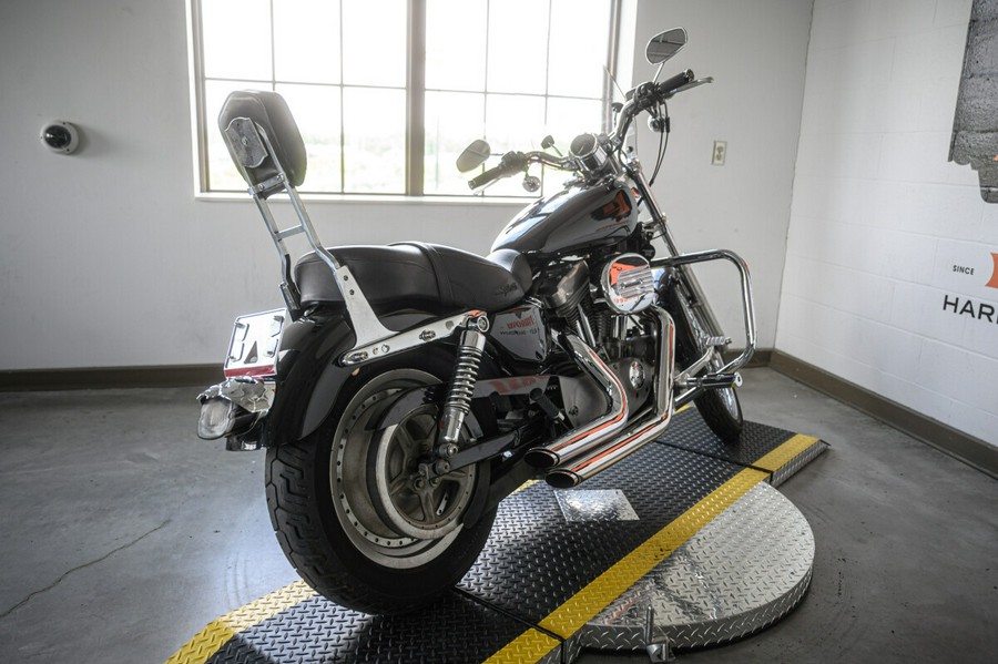 2004 Harley-Davidson Sportster 883 Custom XL 883C