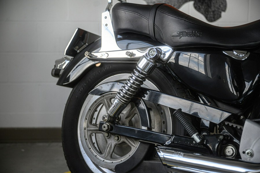 2004 Harley-Davidson Sportster 883 Custom XL 883C