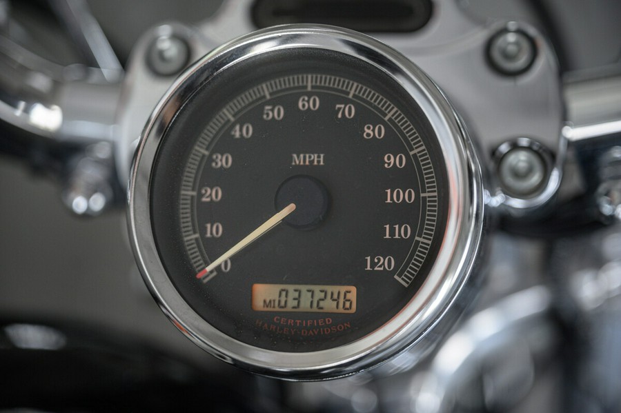 2004 Harley-Davidson Sportster 883 Custom XL 883C