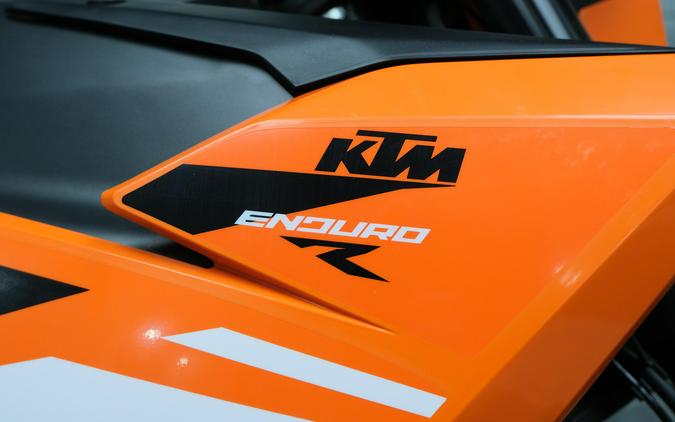 2026 KTM 390 ENDURO R