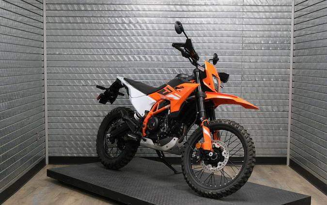 2026 KTM 390 ENDURO R