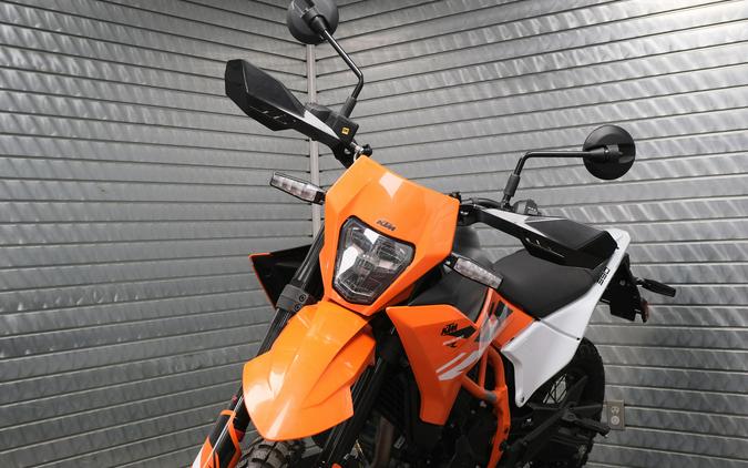2026 KTM 390 ENDURO R
