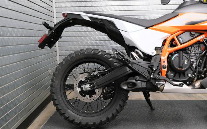 2026 KTM 390 ENDURO R