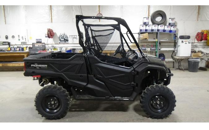 2024 Honda PIONEER 1000 EPS