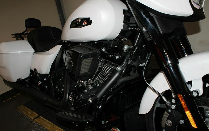 Used 2024 Harley-Davidson Street Glide Grand American Touring FLHX Motorcycle For Sale In Miami, Florida