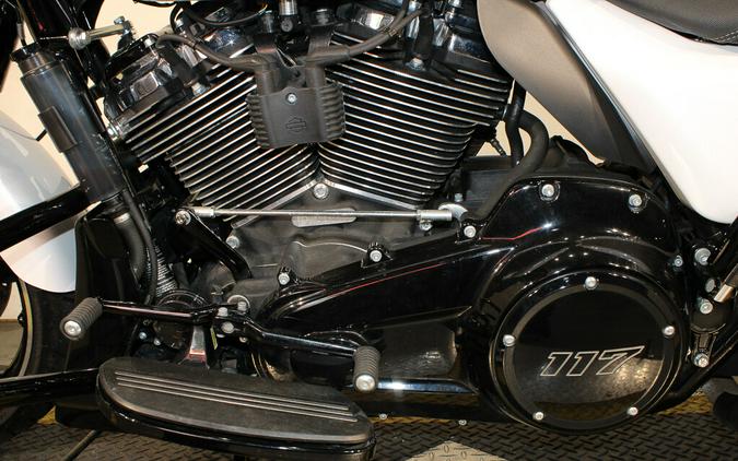 Used 2024 Harley-Davidson Street Glide Grand American Touring FLHX Motorcycle For Sale In Miami, Florida