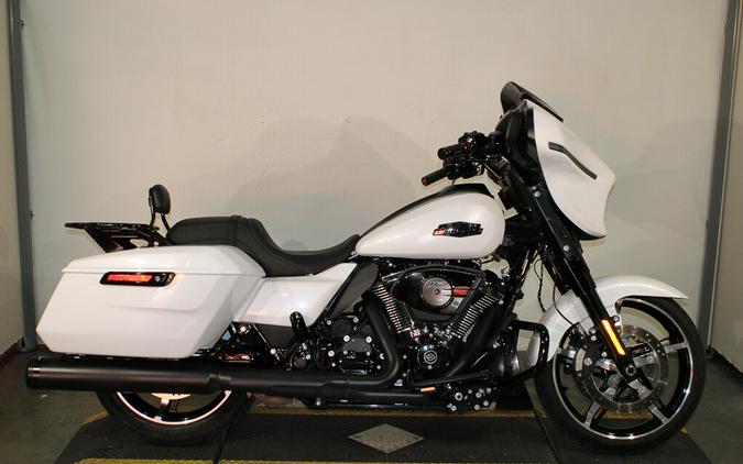 Used 2024 Harley-Davidson Street Glide Grand American Touring FLHX Motorcycle For Sale In Miami, Florida