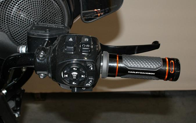 Used 2024 Harley-Davidson Street Glide Grand American Touring FLHX Motorcycle For Sale In Miami, Florida