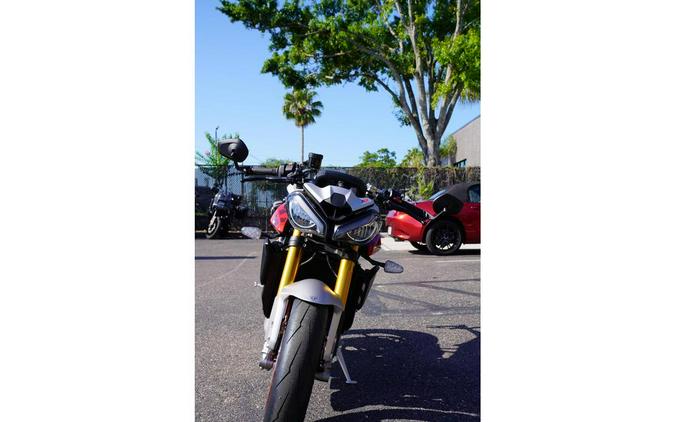 2026 Triumph Street Triple 765 RX