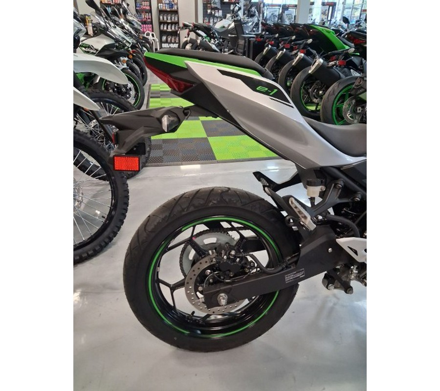 2024 Kawasaki Z e-1 ABS