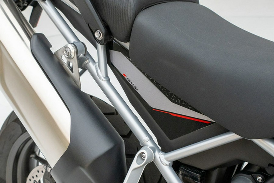 2025 Triumph Tiger 900 GT Pro Graphite Sapphire Black