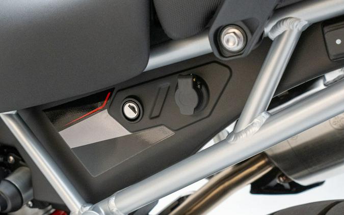 2025 Triumph Tiger 900 GT Pro Graphite Sapphire Black