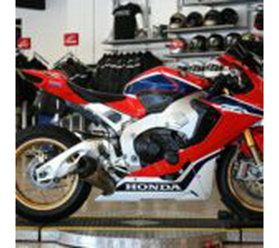 2017 Honda CBR1000RR SP