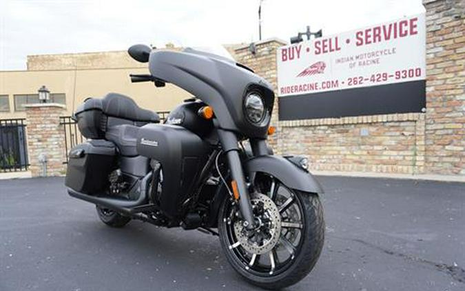 2024 Indian Motorcycle Roadmaster® Dark Horse® with PowerBand Audio Package